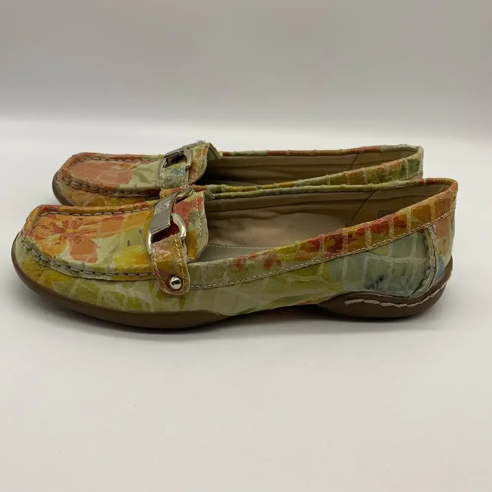 Anne Klein Women's Embossed Leather Floral Pattern Moccasin Loafers Sz 6M - Picture 5 of 13